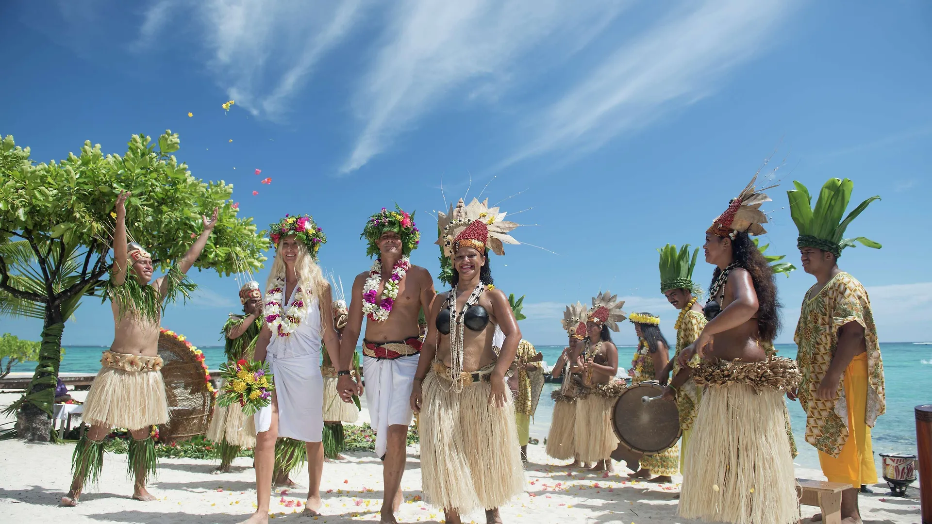 Hilton Moorea Lagoon Resort & Spa Папетойя 5*,  Французская Полинезия