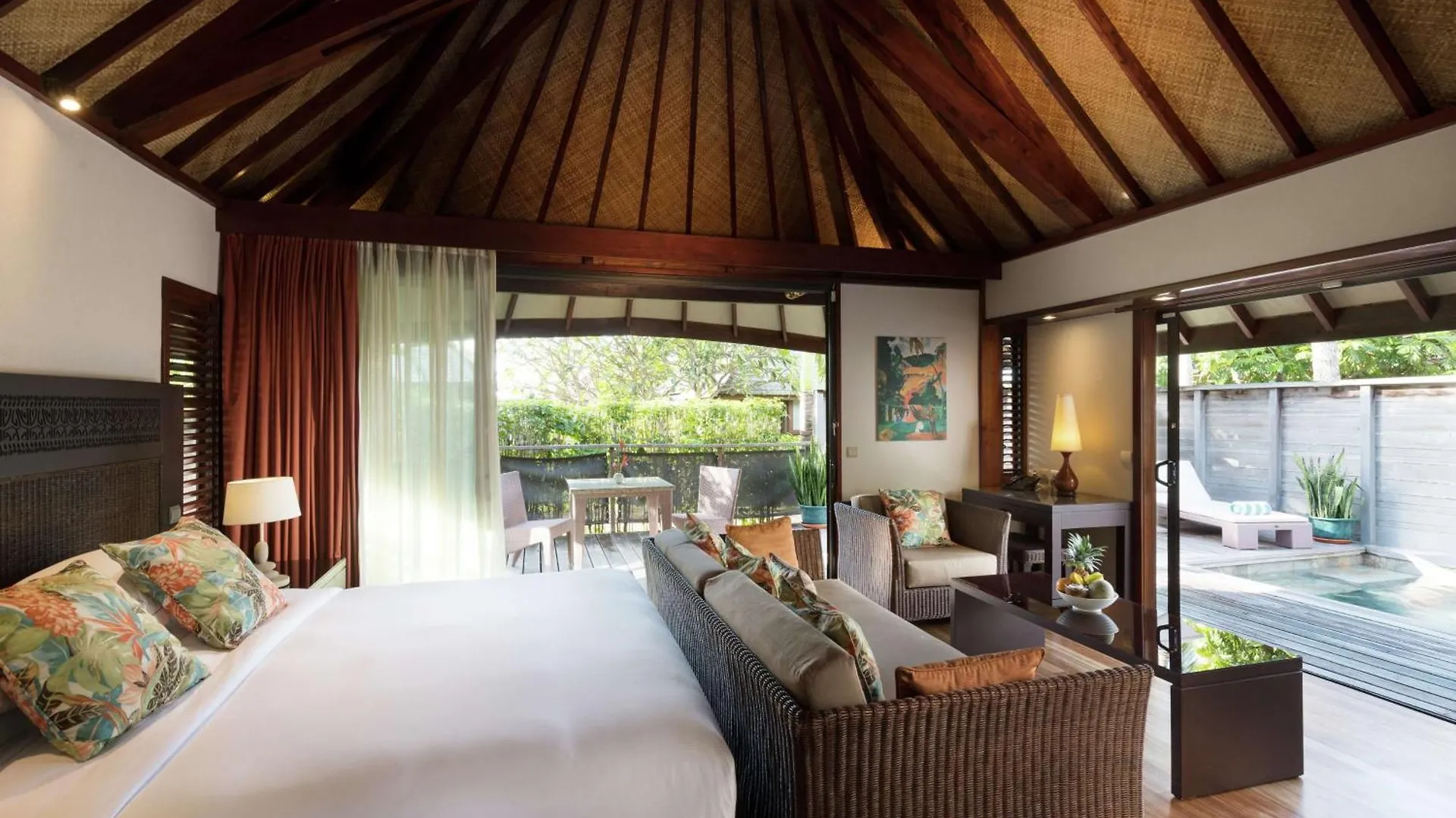 Hilton Moorea Lagoon Resort & Spa Папетойя