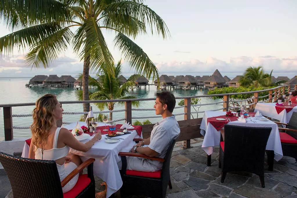 Hilton Moorea Lagoon Resort & Spa Papetoai 5*,